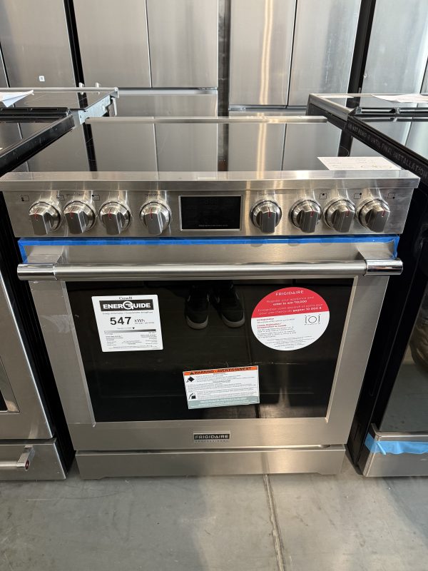 Cuisinière Frigidaire Professional