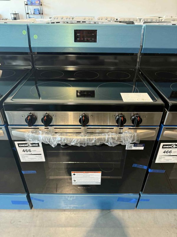 Cuisinière Frigidaire FCRE305CBS